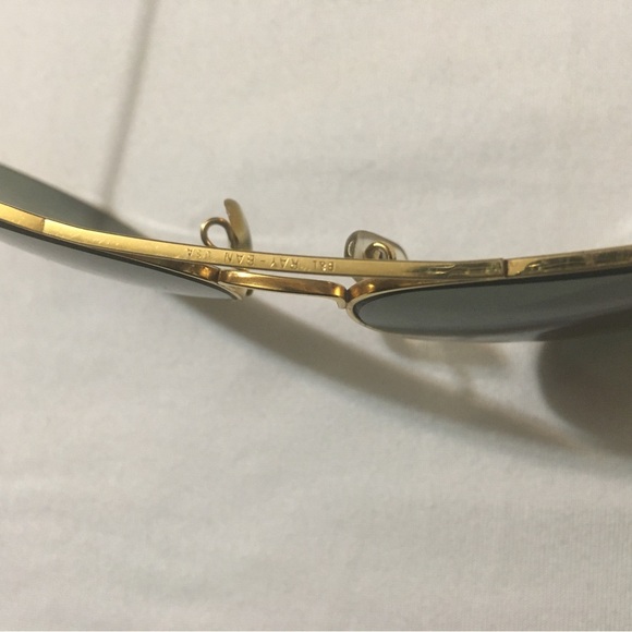 Ray-Ban classic aviators - Picture 2 of 3